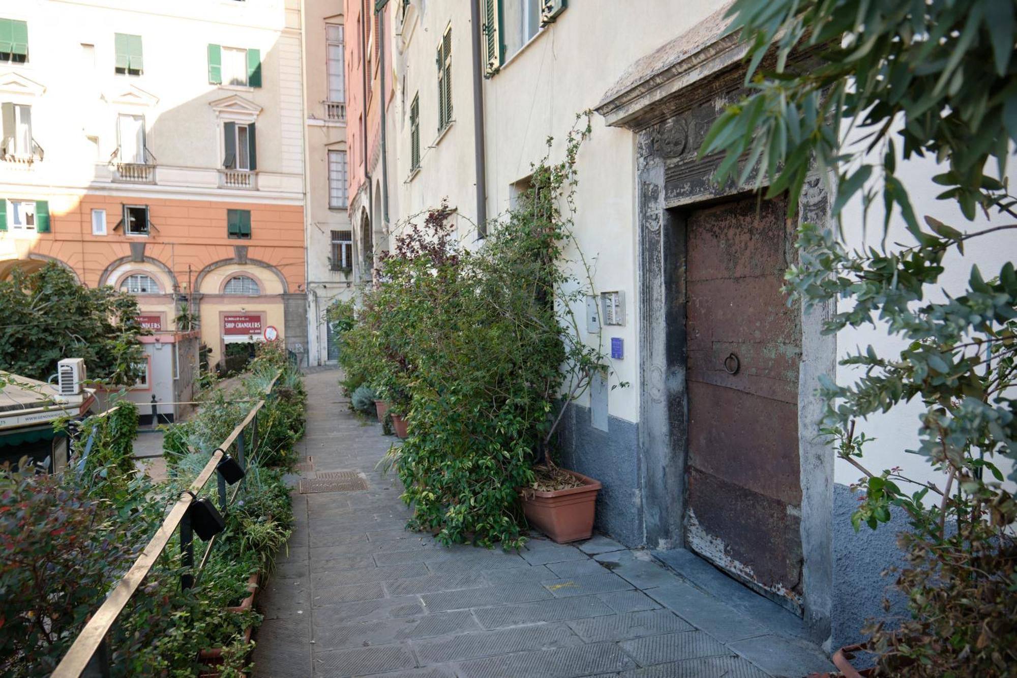 Apartamento Cavour La Citta Vecchia Génova Exterior foto