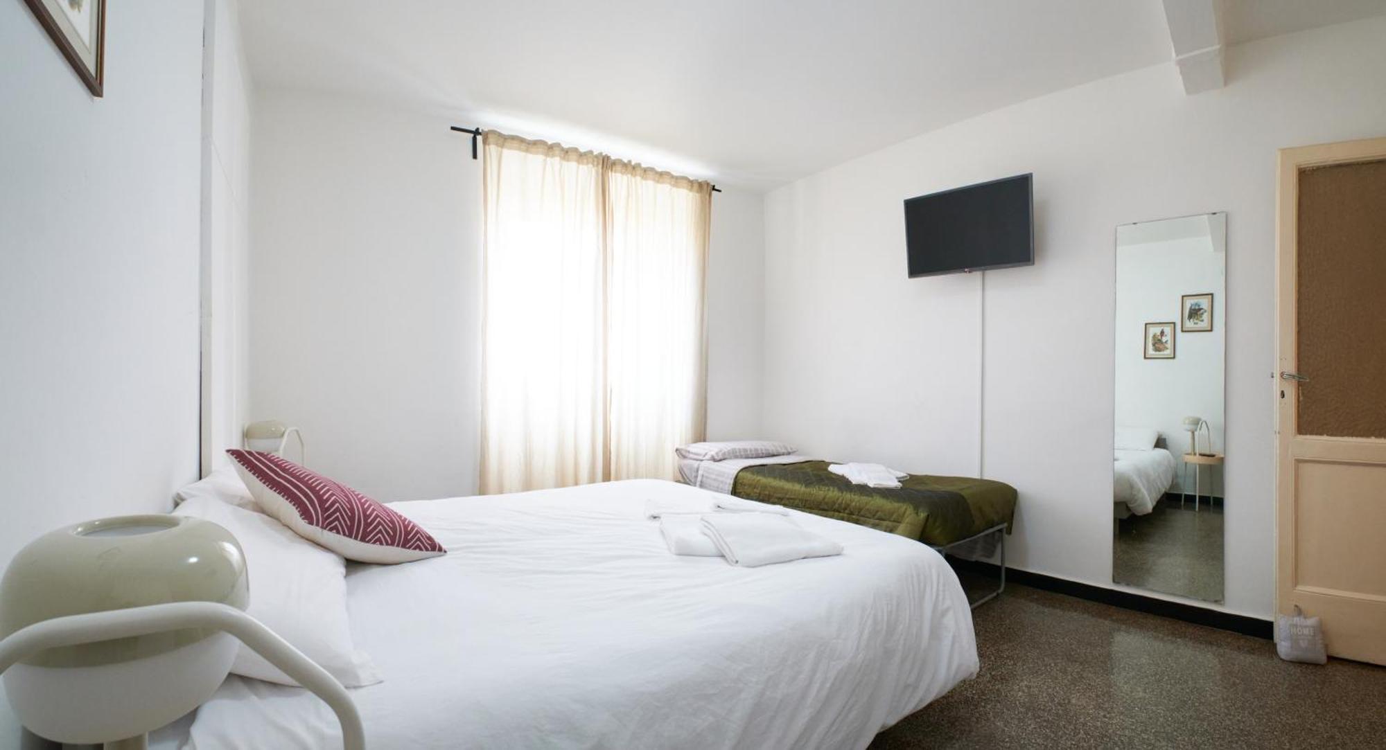 Apartamento Cavour La Citta Vecchia Génova Exterior foto